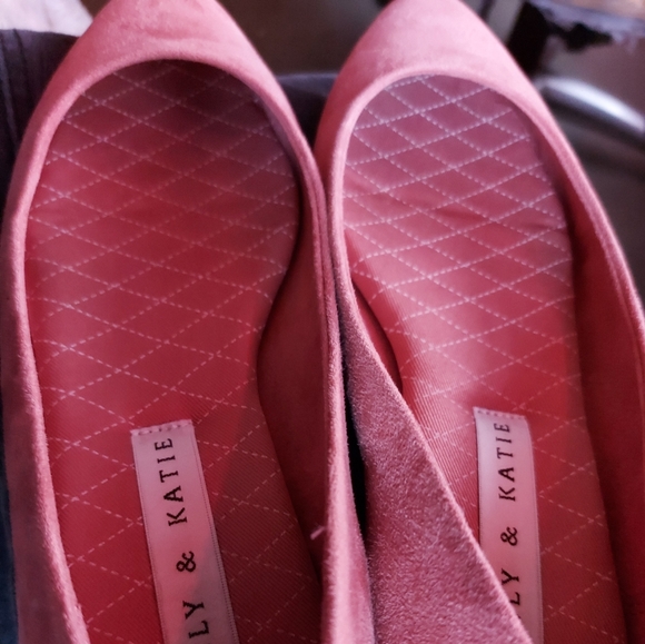 Kelly and katie flats - Picture 4 of 4